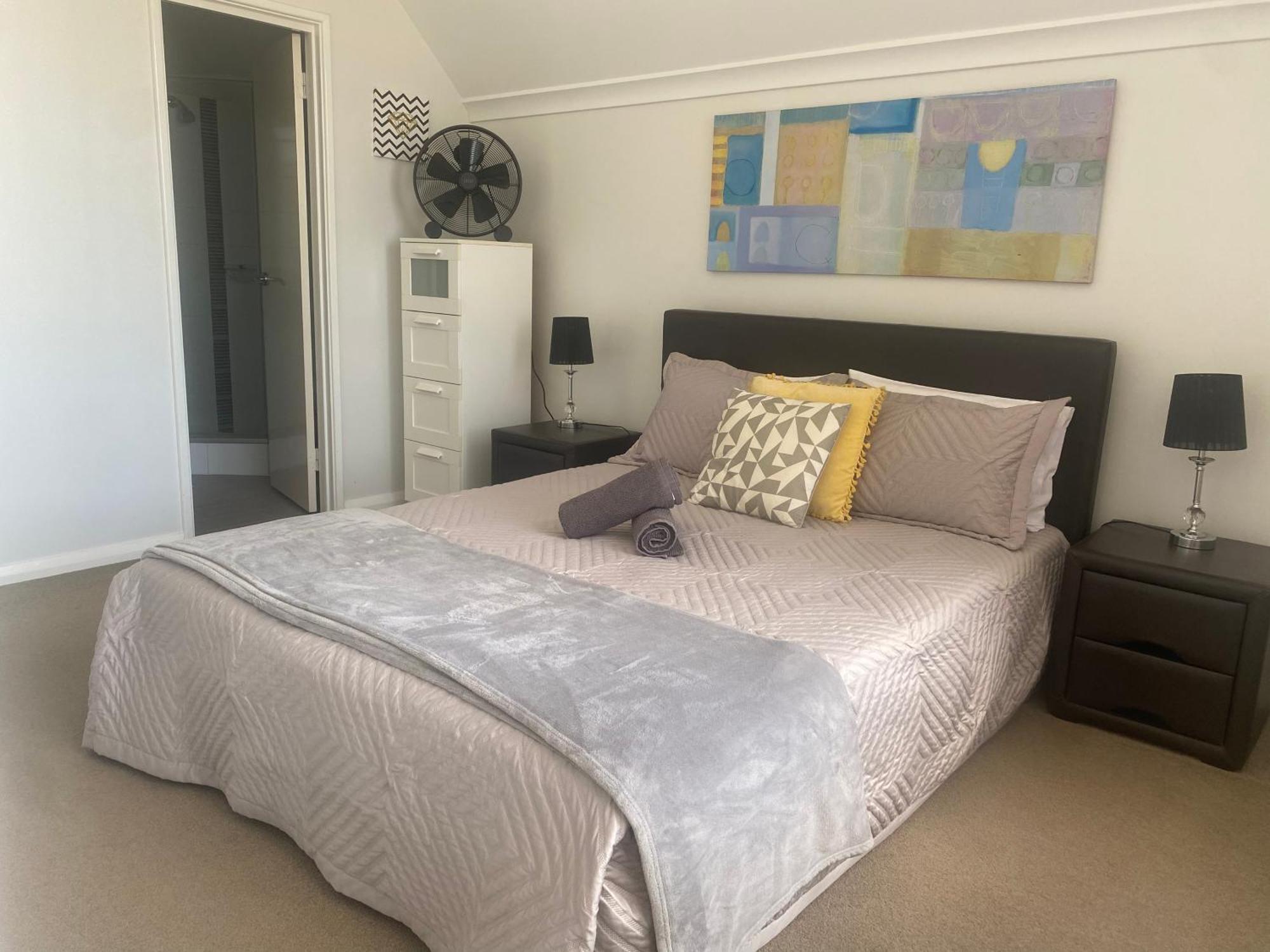 Villa Serenity On The Terrace Mandurah Bagian luar foto